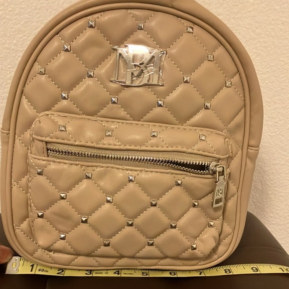 NWT Badgley mischka small backpack - Picture 12 of 13